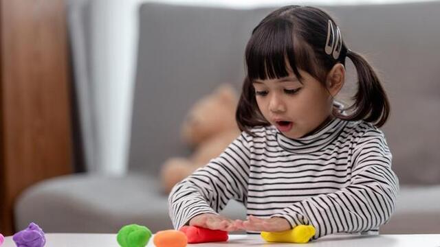 Kegiatan Sensorik Anak Paud